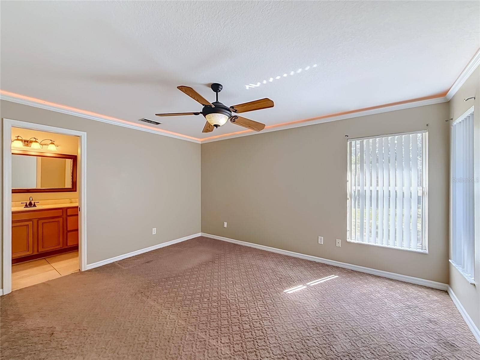 31 FIR DRIVE, Ocala, FL 34472 31 FIR DRIVE, Ocala, FL 34472