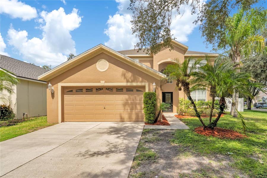 Property photo for 8218 CANARY CANYON WAY, Tampa, FL
