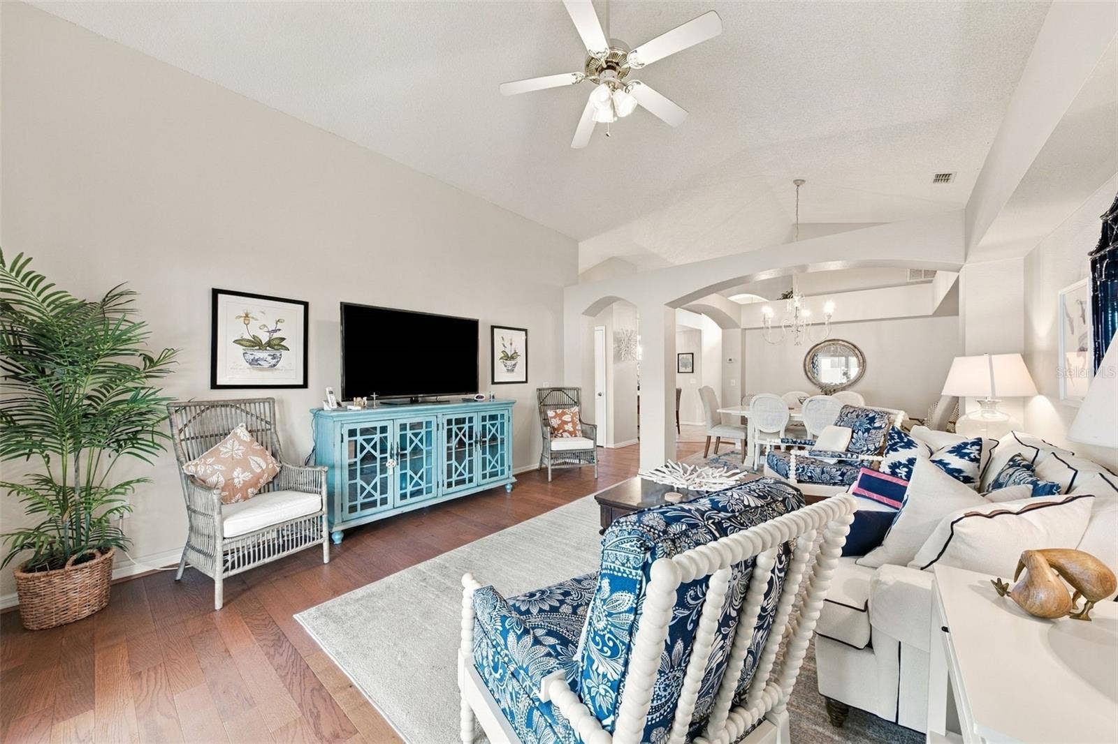 1022 CHALLENGER AVENUE, Davenport, FL 33897 1022 CHALLENGER AVENUE, Davenport, FL 33897