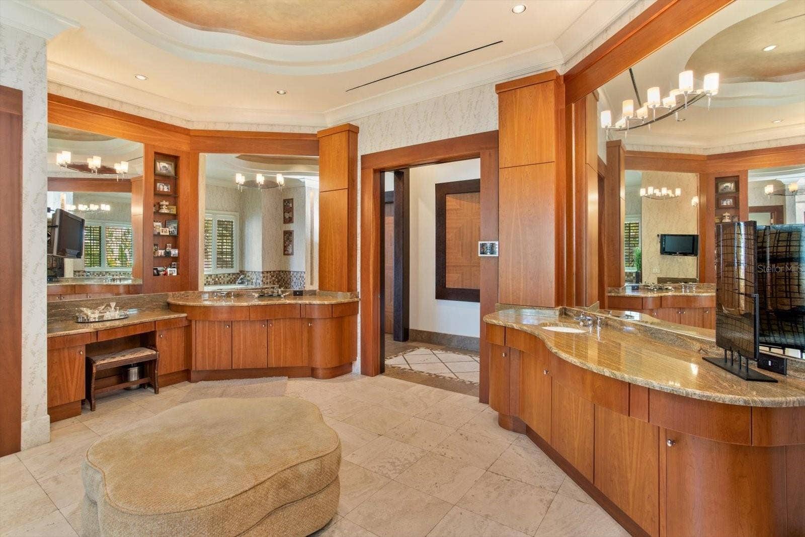 5192 VARDON DRIVE, Windermere, FL 34786 Master bath