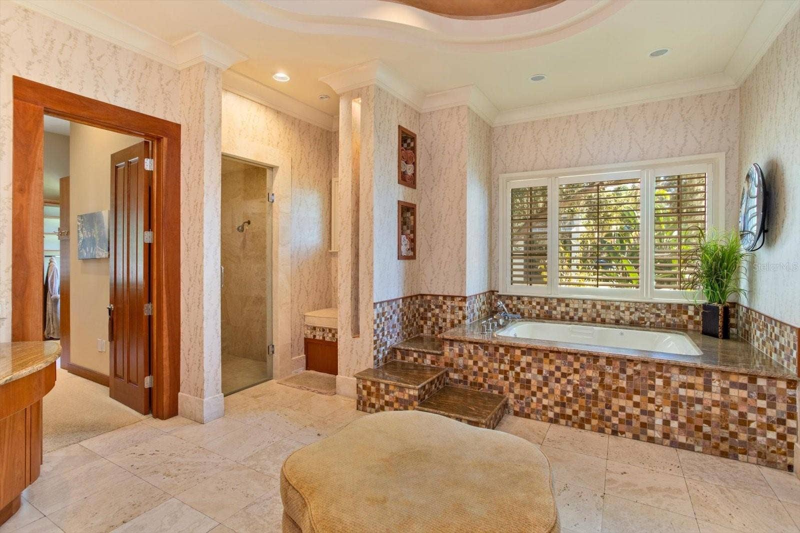 5192 VARDON DRIVE, Windermere, FL 34786 Master bath
