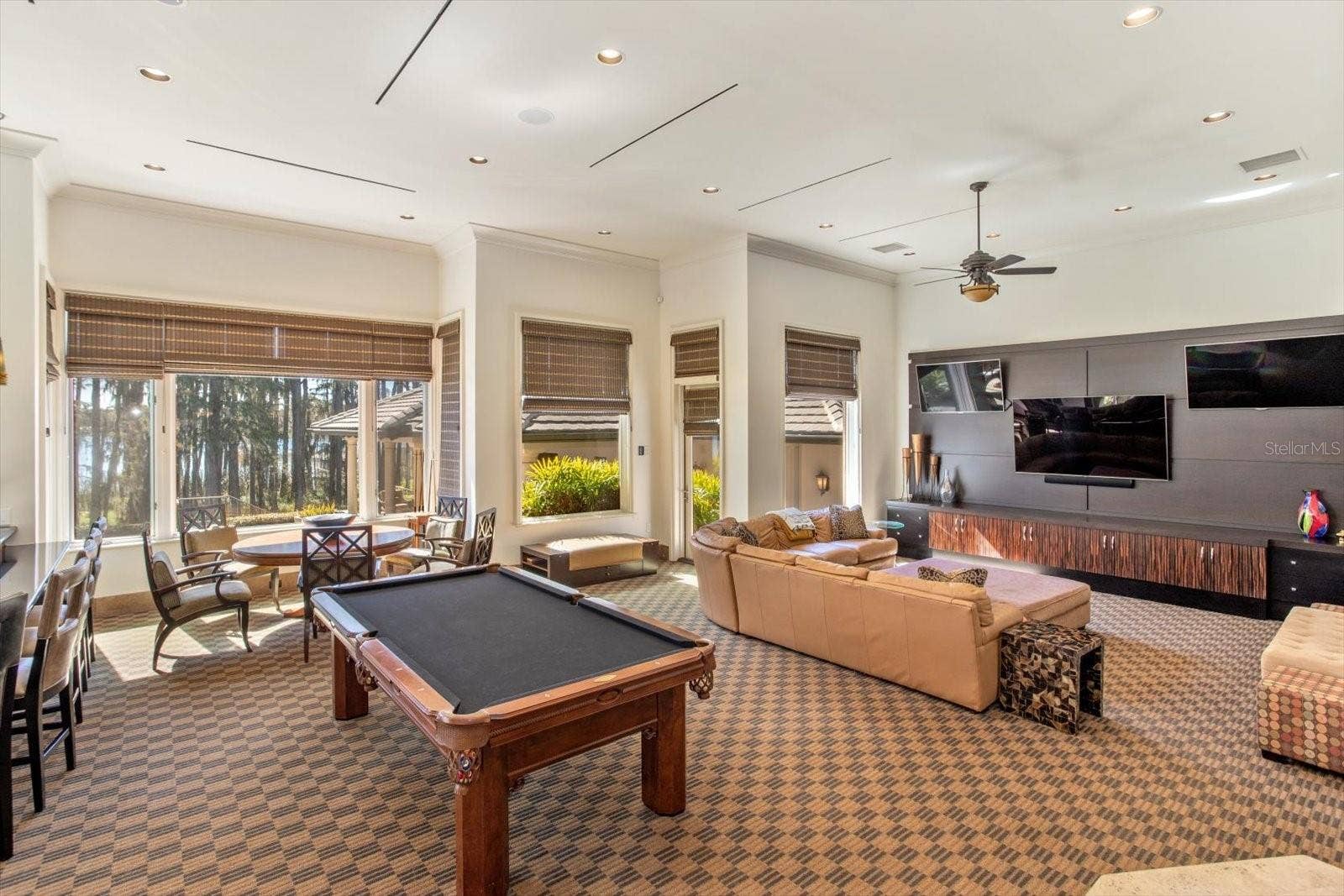 5192 VARDON DRIVE, Windermere, FL 34786 Game room and bar