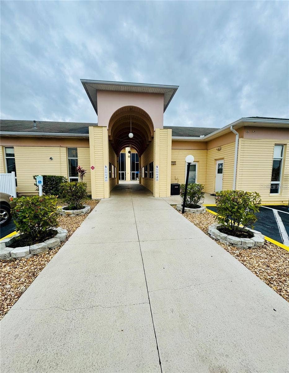 4303 CLUB CIRCLE, Lake Wales, FL 33854