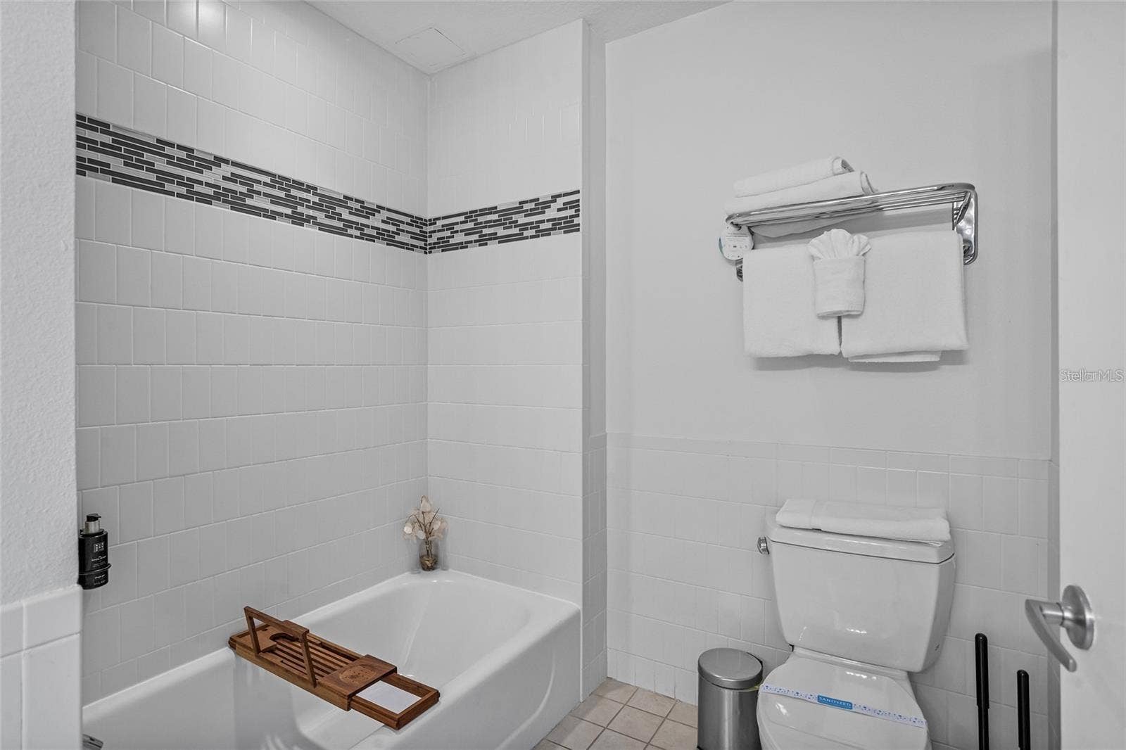 225 CELEBRATION PLACE, #427, Celebration, FL 34747 225 CELEBRATION PLACE, #427, Celebration, FL 34747