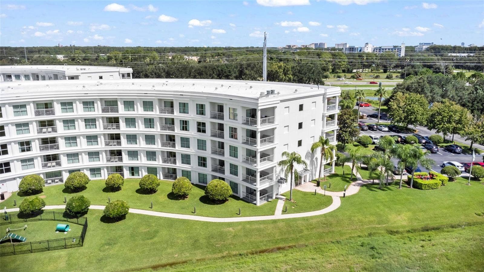 225 CELEBRATION PLACE, #427, Celebration, FL 34747 225 CELEBRATION PLACE, #427, Celebration, FL 34747