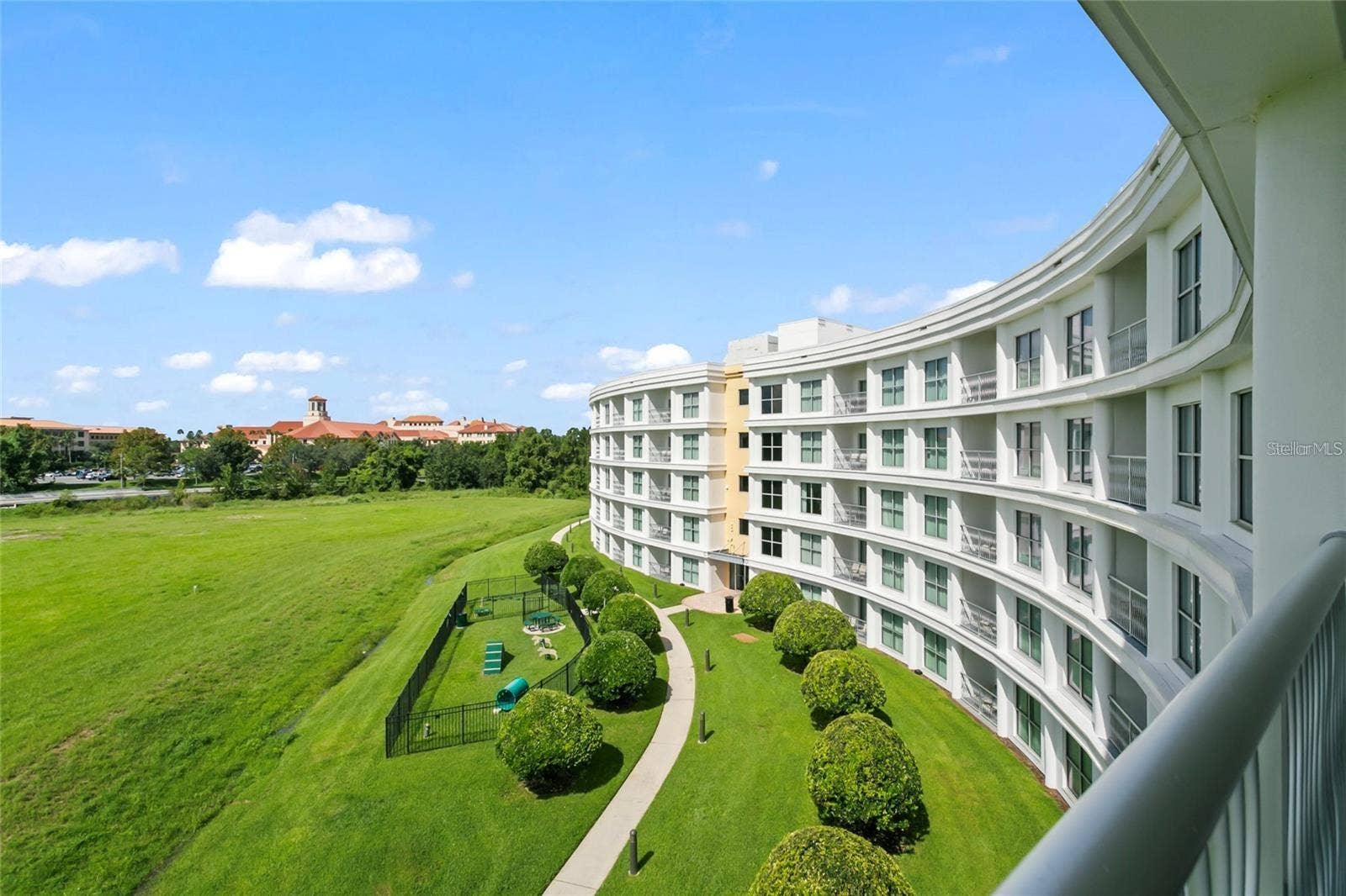 225 CELEBRATION PLACE, #427, Celebration, FL 34747 225 CELEBRATION PLACE, #427, Celebration, FL 34747