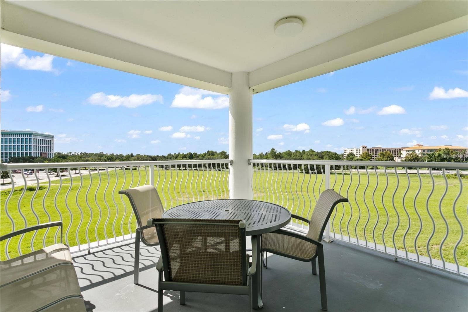 225 CELEBRATION PLACE, #427, Celebration, FL 34747 225 CELEBRATION PLACE, #427, Celebration, FL 34747
