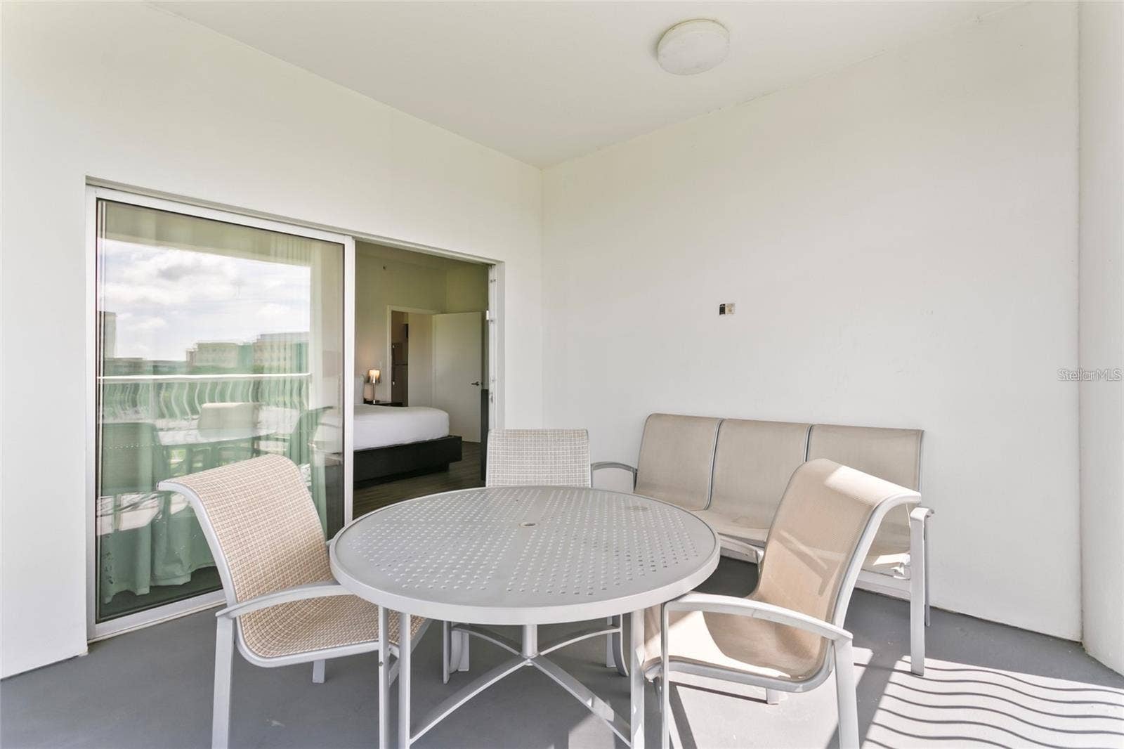 225 CELEBRATION PLACE, #427, Celebration, FL 34747 225 CELEBRATION PLACE, #427, Celebration, FL 34747