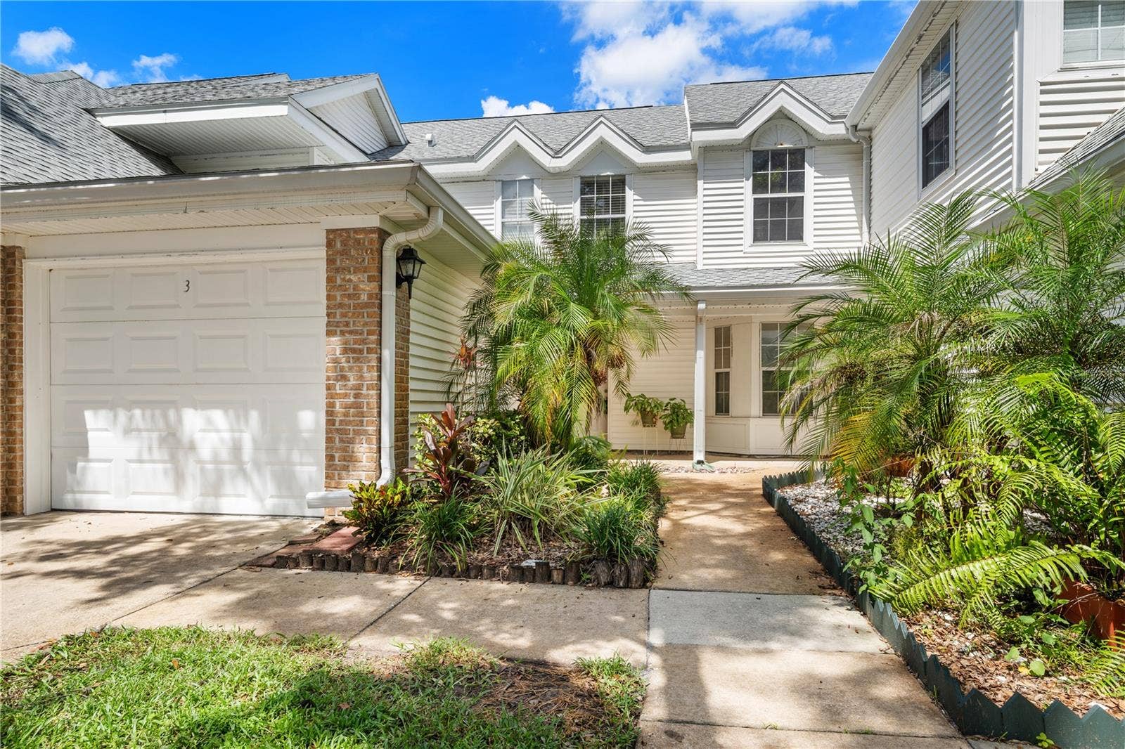 4807 COACHMANS DRIVE, #2403, Orlando, FL 32812 4807 COACHMANS DRIVE, #2403, Orlando, FL 32812