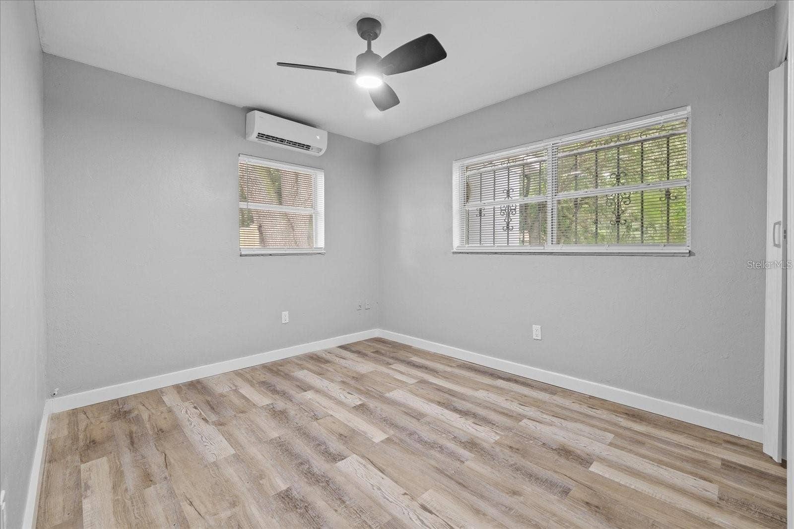 405 AVENUE M NE, Winter Haven, FL 33881 405 AVENUE M NE, Winter Haven, FL 33881