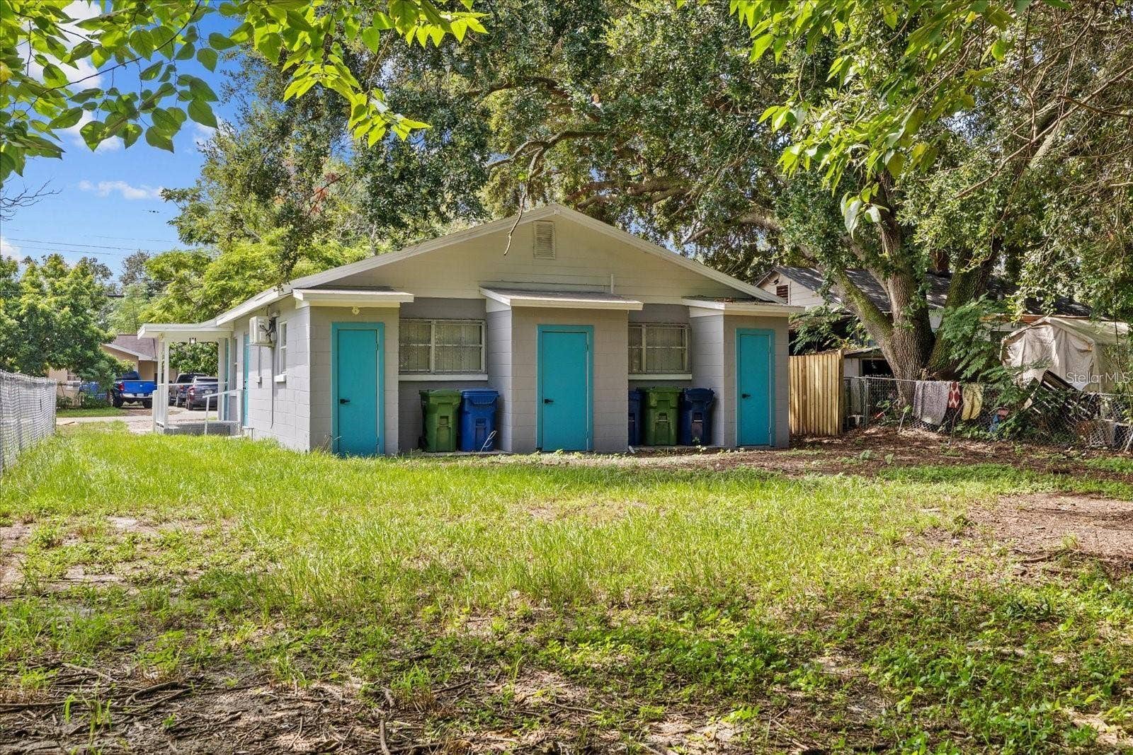 405 AVENUE M NE, Winter Haven, FL 33881 405 AVENUE M NE, Winter Haven, FL 33881