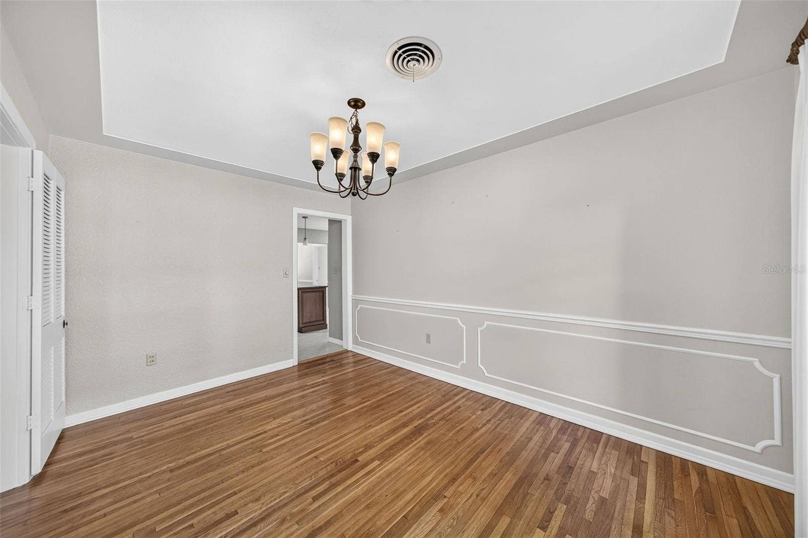3206 ARDSLEY DRIVE, Orlando, FL 32804 Dining room.