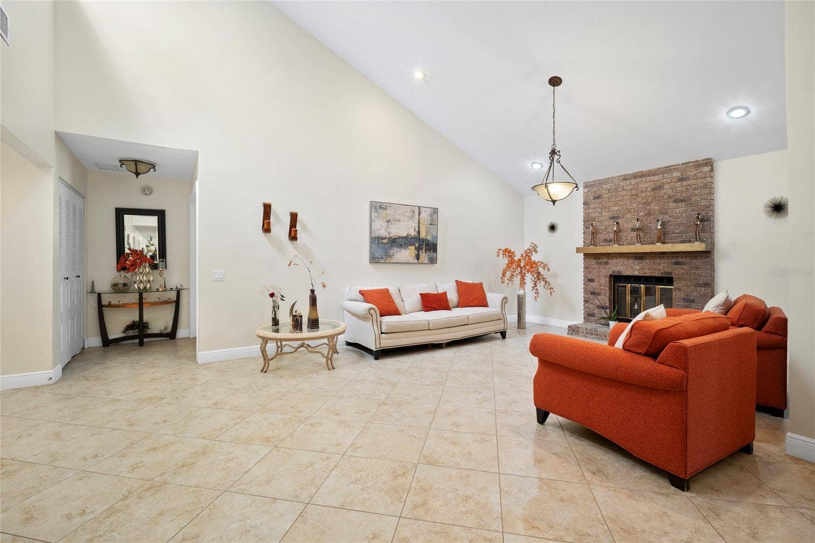 6729 EDGEWORTH DRIVE, Orlando, FL 32819 6729 EDGEWORTH DRIVE, Orlando, FL 32819