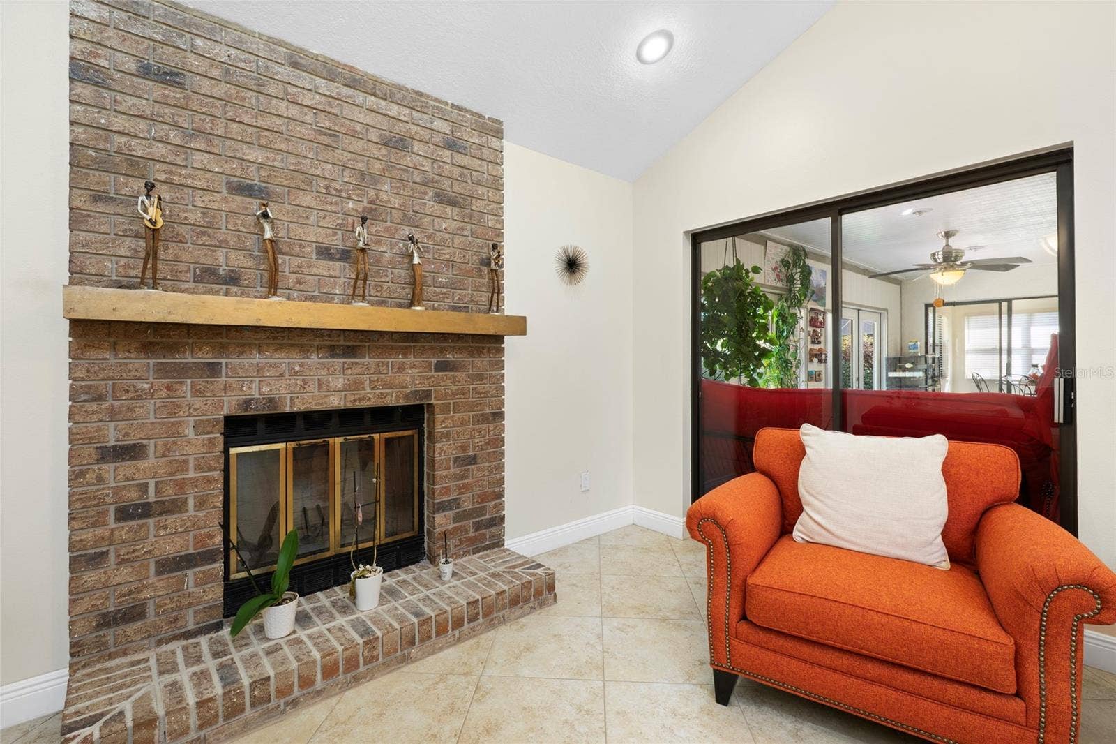 6729 EDGEWORTH DRIVE, Orlando, FL 32819 6729 EDGEWORTH DRIVE, Orlando, FL 32819