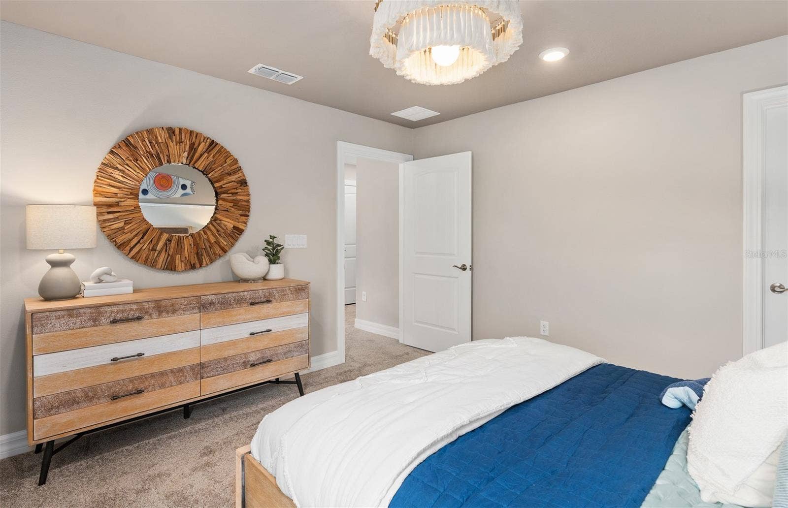 10227 PARKVIEW RESERVE LANE, Orlando, FL 32836 Model Home Design Only. Pictures and furnishings are for illustrative purposes only. Elevations, colors and options may vary. Furniture is for model home staging only.