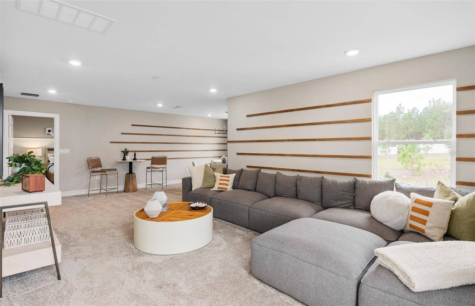 10227 PARKVIEW RESERVE LANE, Orlando, FL 32836 Model Home Design Only. Pictures and furnishings are for illustrative purposes only. Elevations, colors and options may vary. Furniture is for model home staging only.