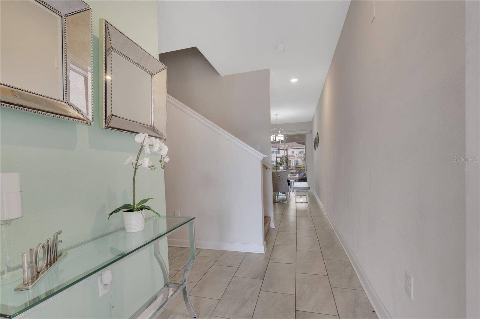 1557 SANDBAGGER DRIVE, Davenport, FL 33896 Entrance Hallway