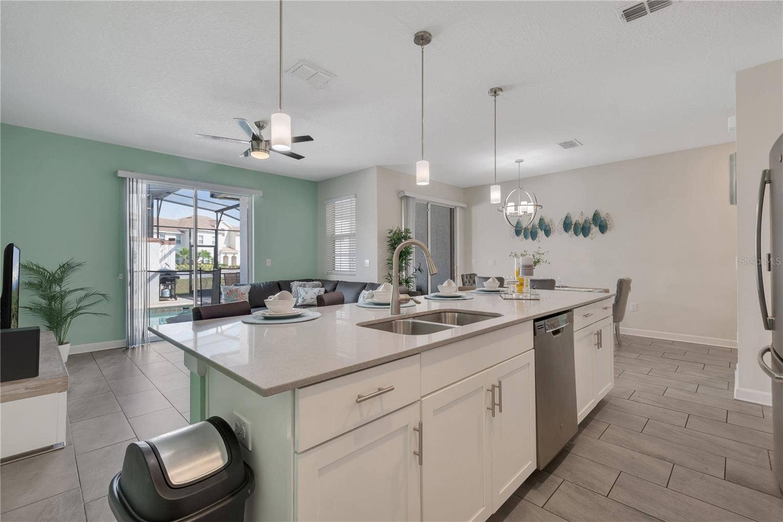 1557 SANDBAGGER DRIVE, Davenport, FL 33896 Kitchen