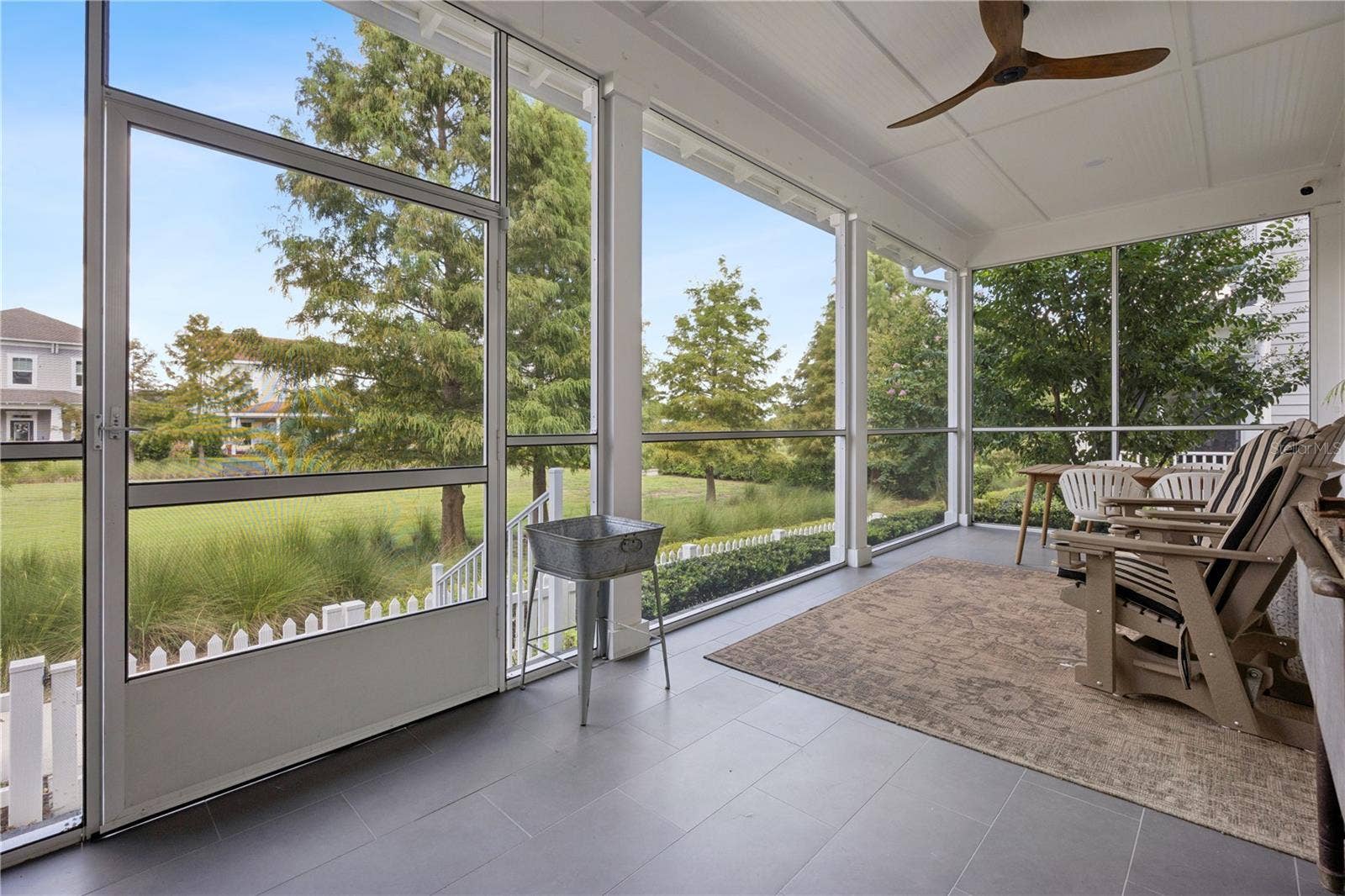 1032 GALSTON ALLEY, Winter Garden, FL 34787 Welcoming screened porch overlooking park!