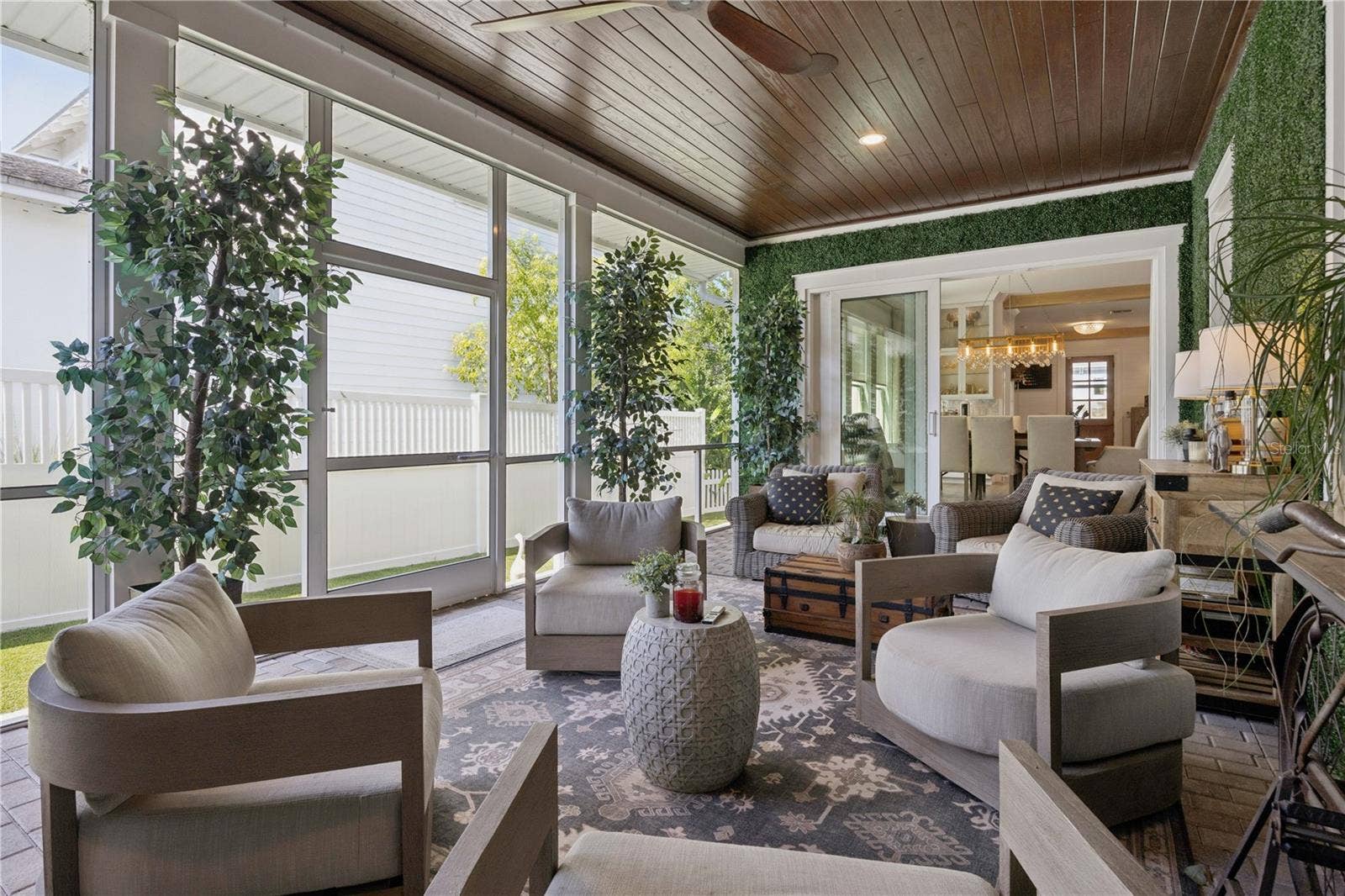 1032 GALSTON ALLEY, Winter Garden, FL 34787 Cozy screened porch off the dining room
