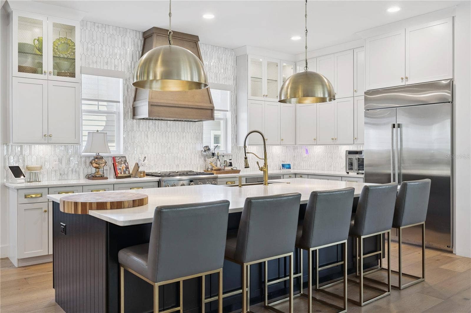 1032 GALSTON ALLEY, Winter Garden, FL 34787 Chef's kitchen- high end appliances