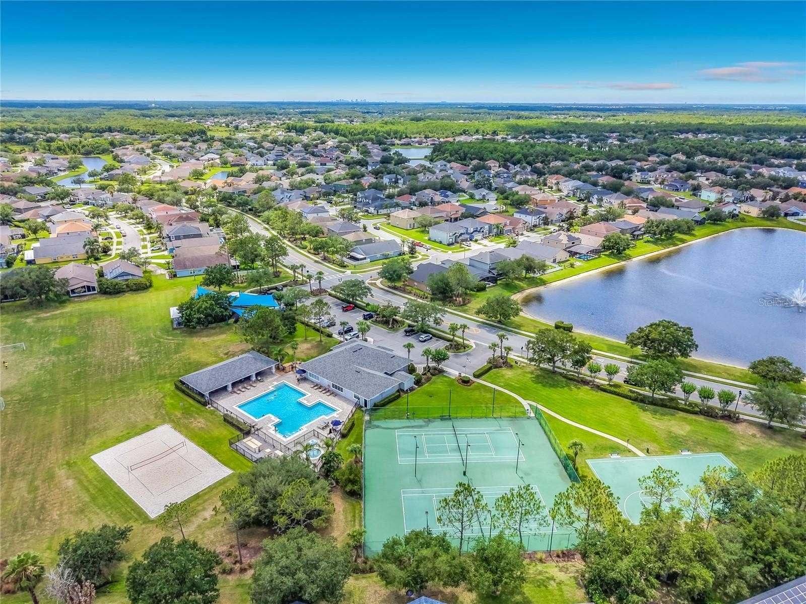 13412 SUMMER RAIN DRIVE, Orlando, FL 32828 13412 SUMMER RAIN DRIVE, Orlando, FL 32828