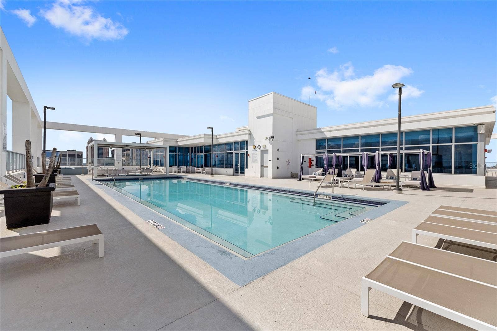 260 S OSCEOLA AVENUE, #1611, Orlando, FL 32801 260 S OSCEOLA AVENUE, #1611, Orlando, FL 32801