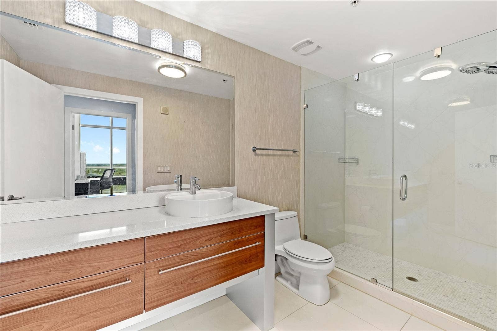 260 S OSCEOLA AVENUE, #1611, Orlando, FL 32801 260 S OSCEOLA AVENUE, #1611, Orlando, FL 32801