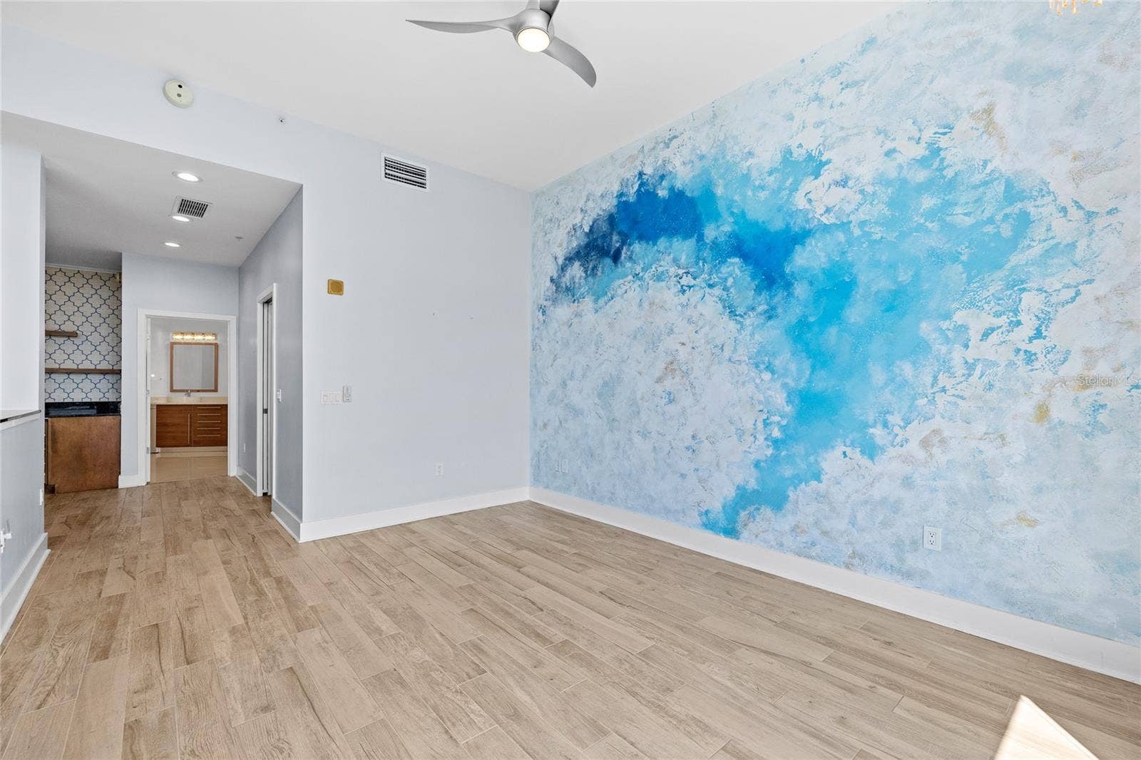 260 S OSCEOLA AVENUE, #1611, Orlando, FL 32801 260 S OSCEOLA AVENUE, #1611, Orlando, FL 32801