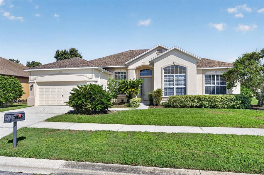 Property photo for 106 SOUTHERN PINE WAY, Davenport, FL