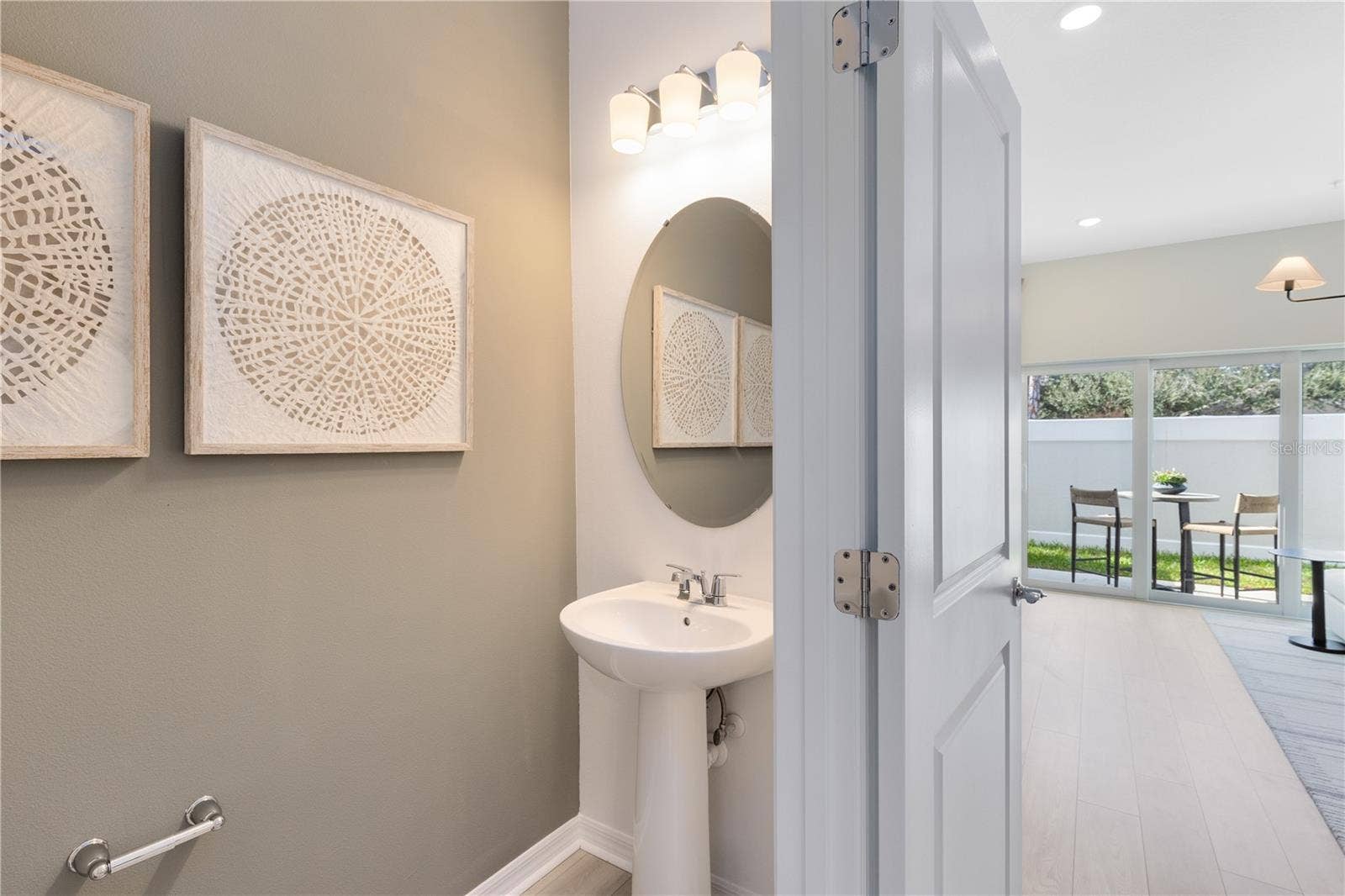 4407 JETTY LANE NE, Palm Bay, FL 32905 Model Home Design Only. Pictures and furnishings are for illustrative purposes only. Elevations, colors and options may vary. Furniture is for model home staging only.