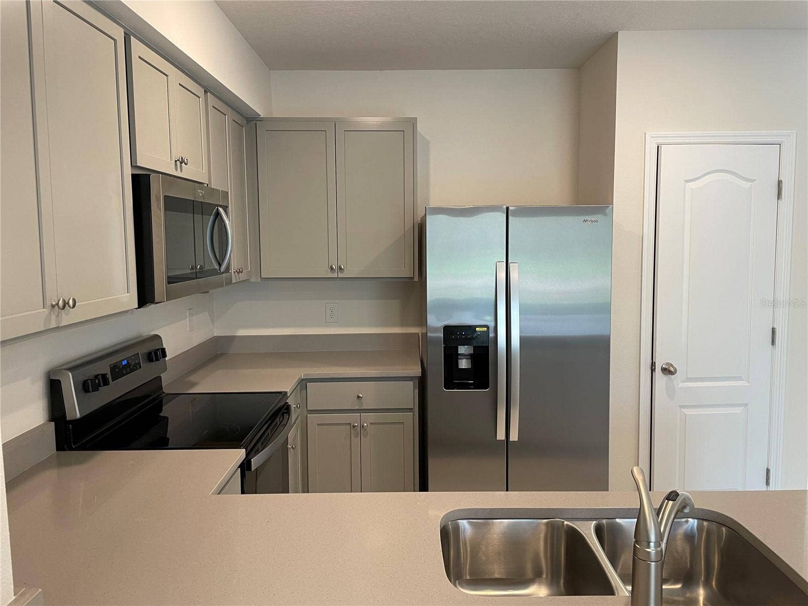 3053 CANARY AVENUE, Davenport, FL 33837 3053 CANARY AVENUE, Davenport, FL 33837