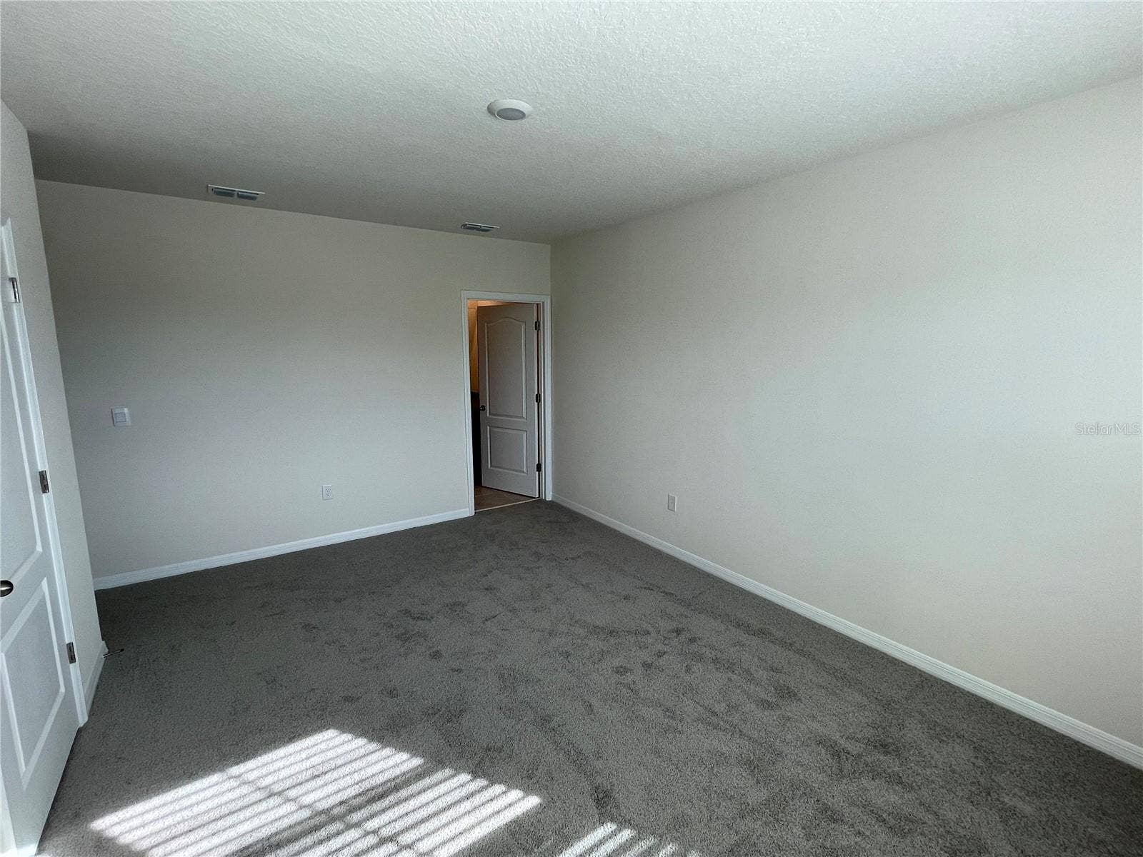 3053 CANARY AVENUE, Davenport, FL 33837 3053 CANARY AVENUE, Davenport, FL 33837
