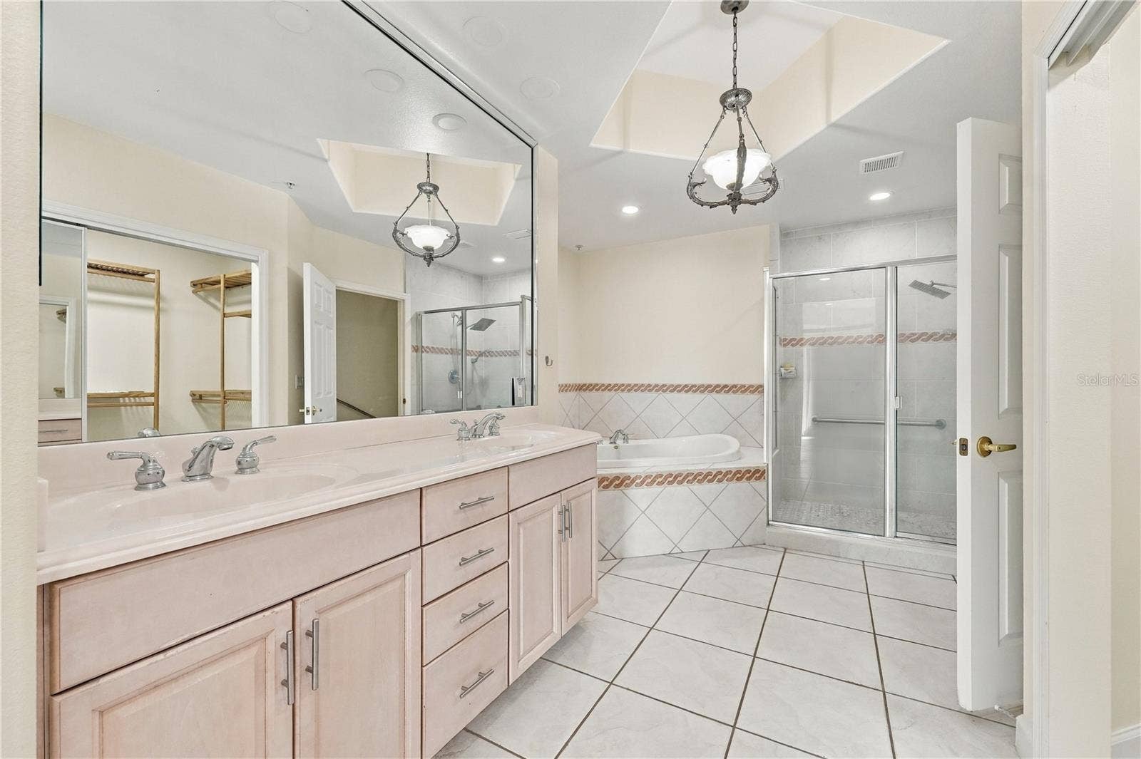 8749 THE ESPLANADE, #16, Orlando, FL 32836 8749 THE ESPLANADE, #16, Orlando, FL 32836