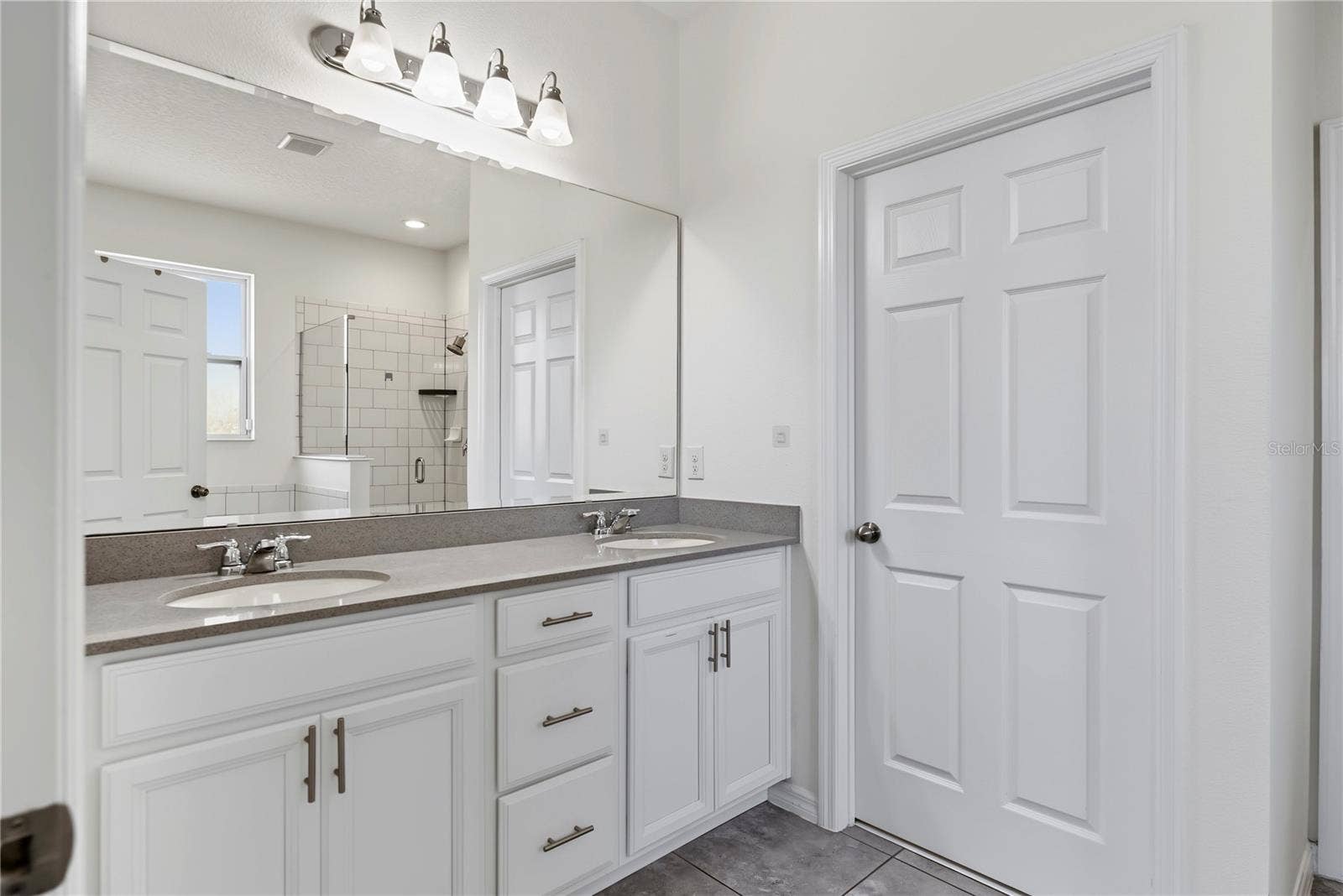 2212 NAPONE LANE, Minneola, FL 34715