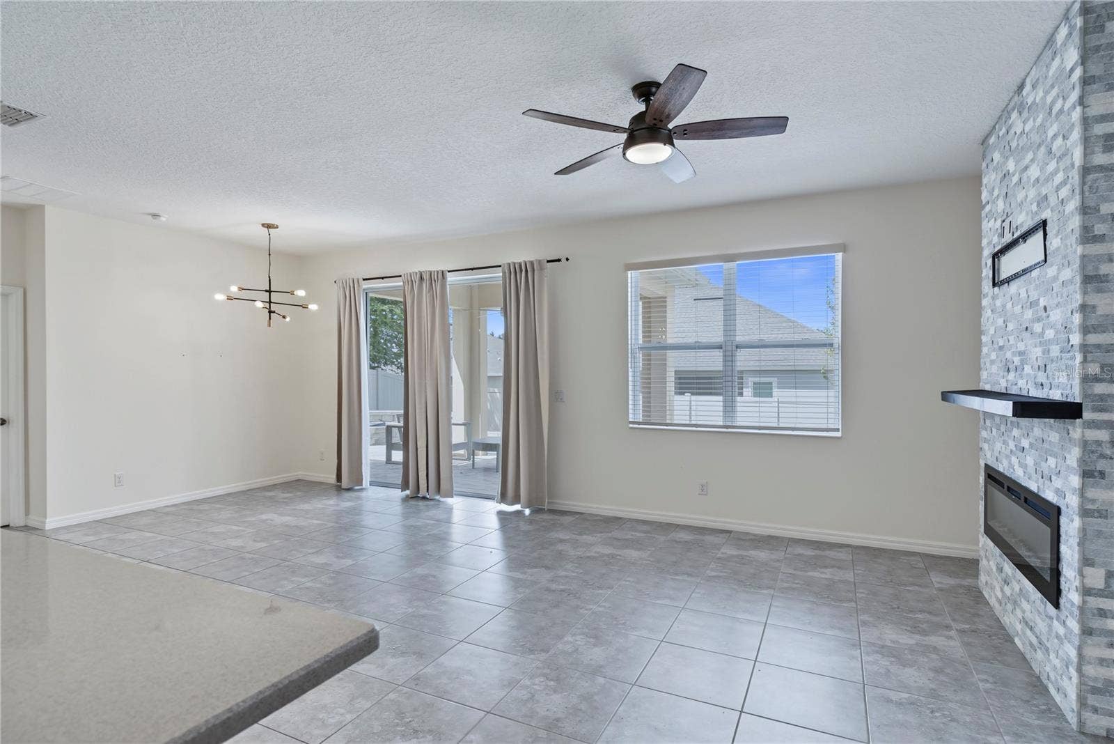 2212 NAPONE LANE, Minneola, FL 34715