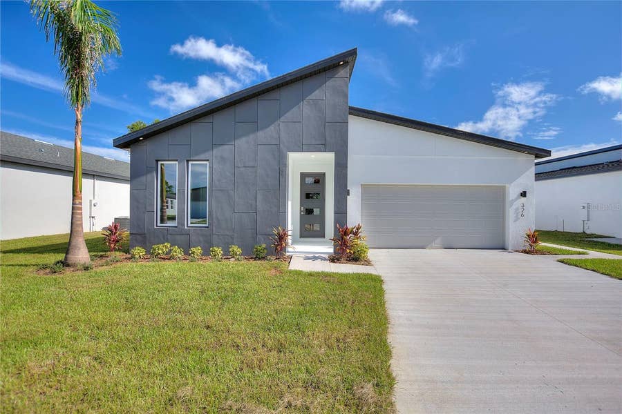 Property photo for 326 ROYAL PALM WAY, Winter Haven, FL