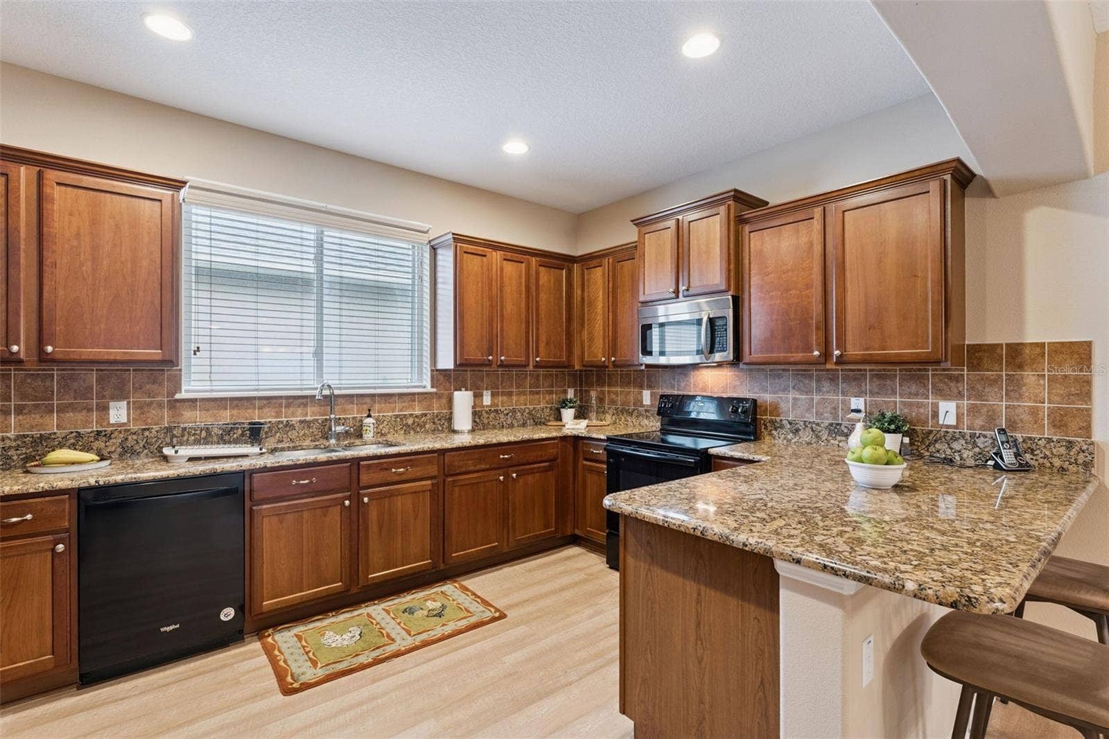 202 DRUMMOND LANE, Deland, FL 32724 11' x 14'6" Kitchen