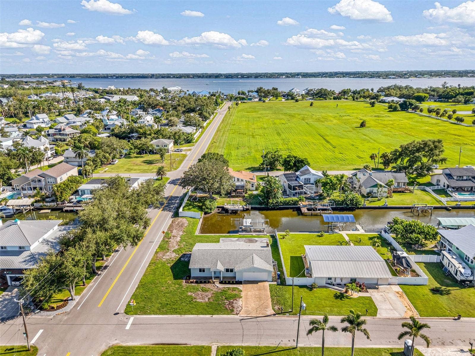 4405 PINFISH LANE, Palmetto, FL 34221 4405 PINFISH LANE, Palmetto, FL 34221