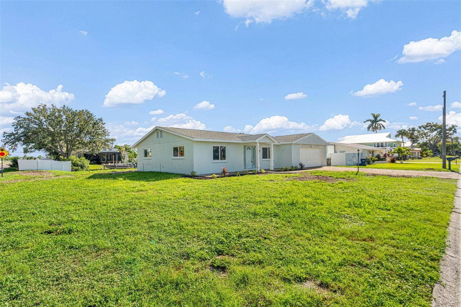 4405 PINFISH LANE, Palmetto, FL 34221 4405 PINFISH LANE, Palmetto, FL 34221