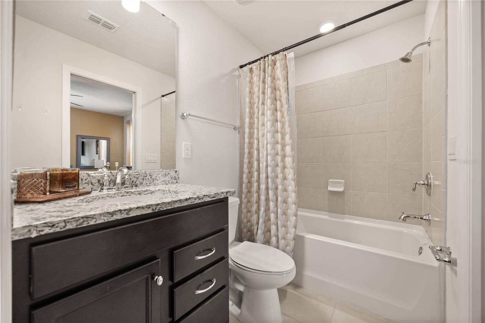 4039 LANA AVENUE, Davenport, FL 33897 4039 LANA AVENUE, Davenport, FL 33897