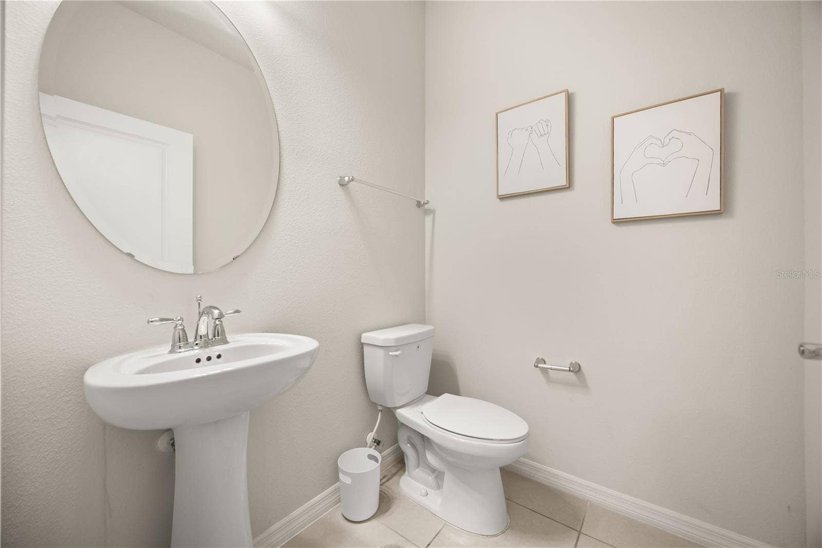4039 LANA AVENUE, Davenport, FL 33897 4039 LANA AVENUE, Davenport, FL 33897