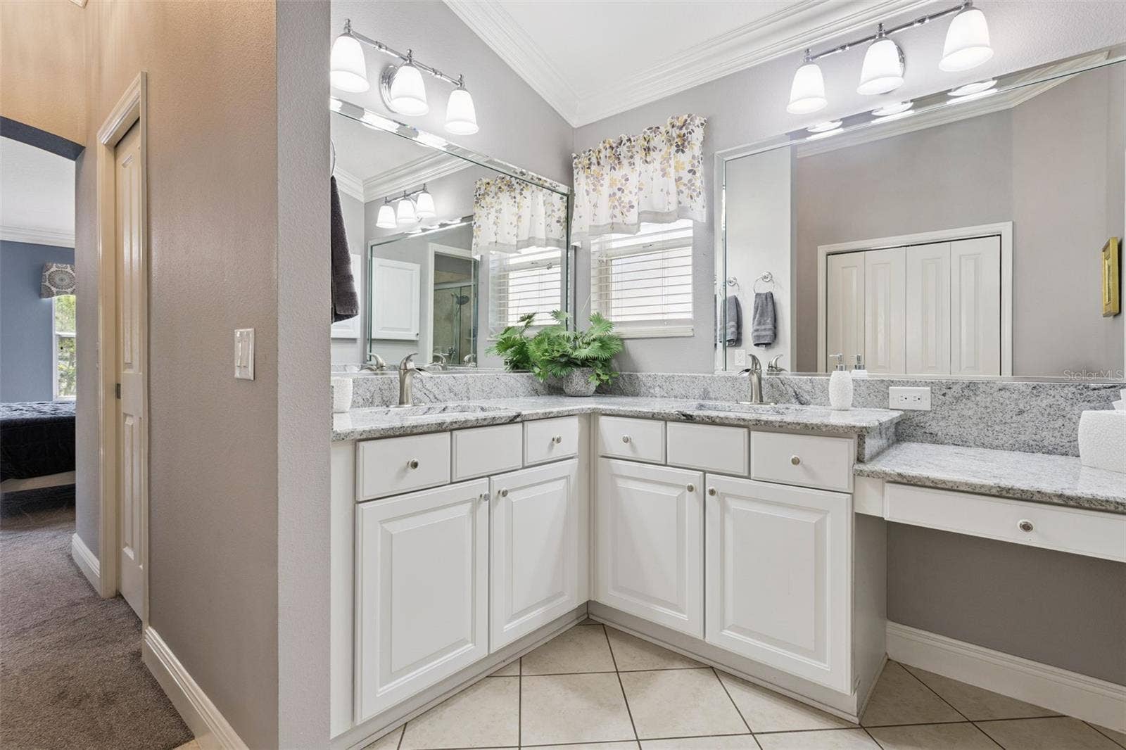 842 LUCKY LANE, The Villages, FL 32162 Primary bathroom