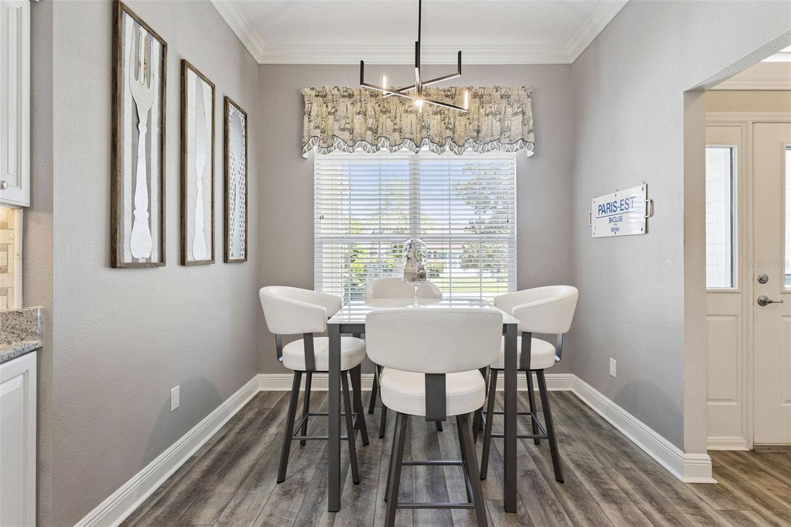 842 LUCKY LANE, The Villages, FL 32162 Dinette