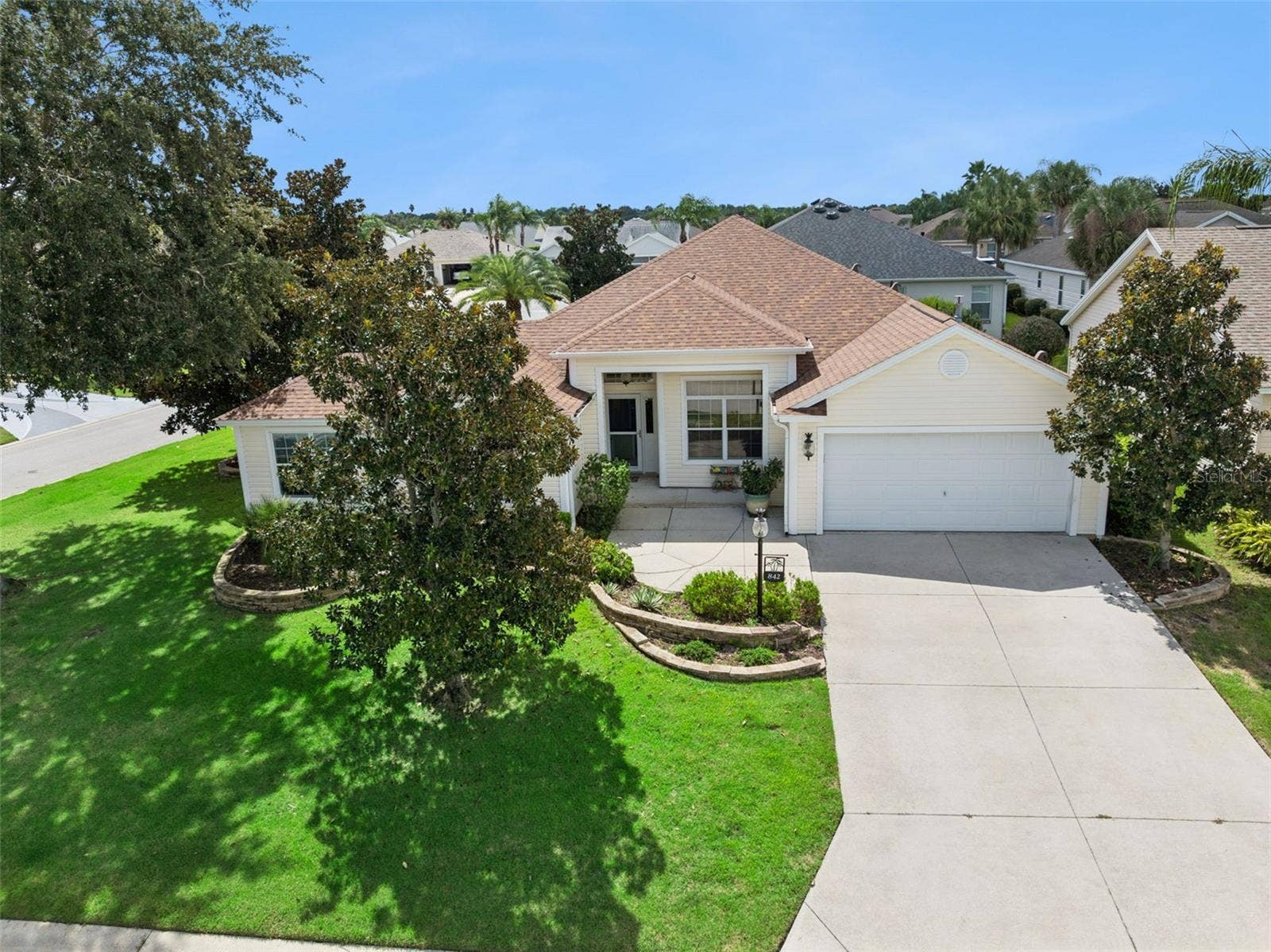 842 LUCKY LANE, The Villages, FL 32162 842 LUCKY LANE, The Villages, FL 32162