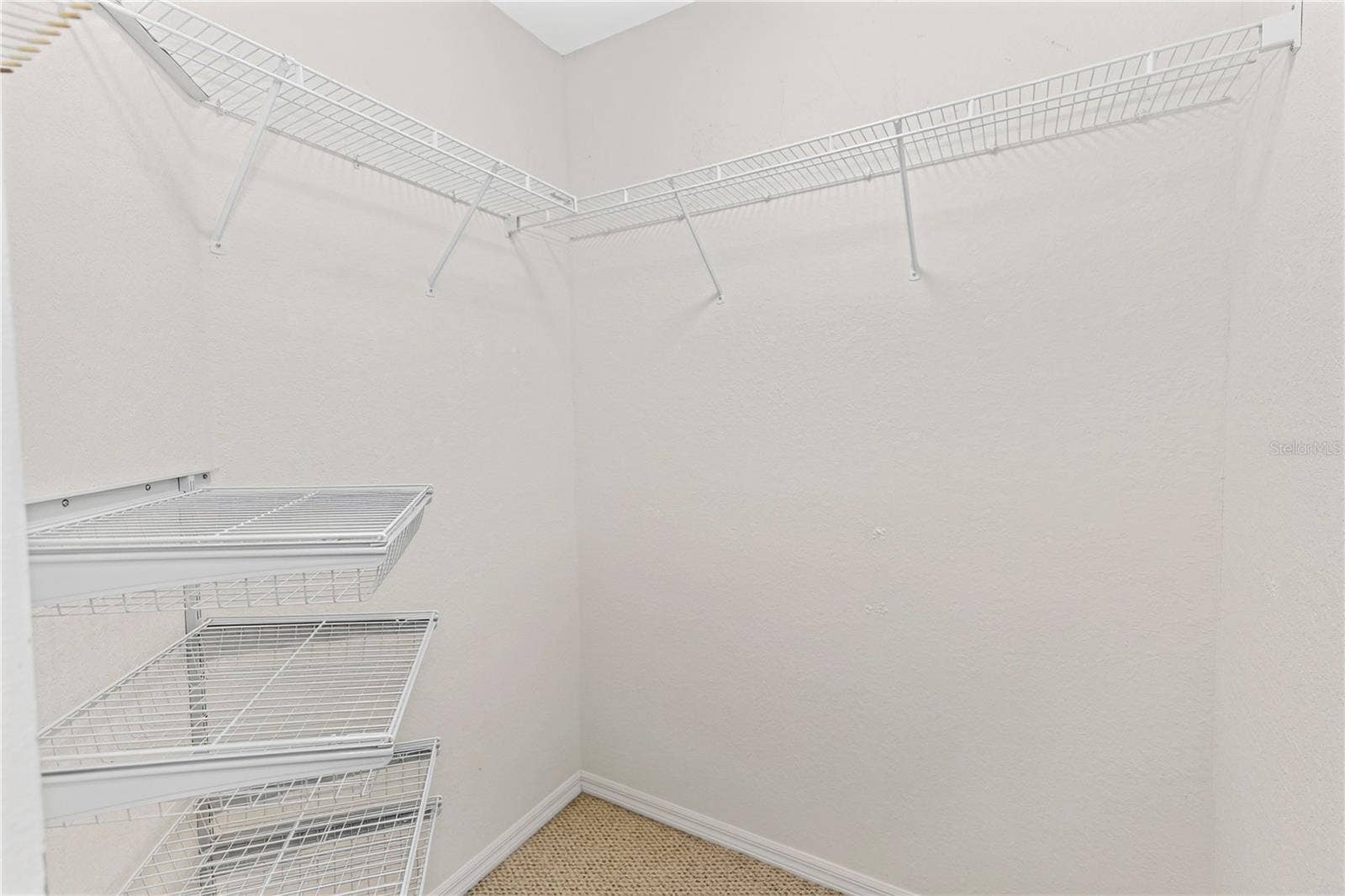 330 LAKE AMBERLEIGH DRIVE, Winter Garden, FL 34787 330 LAKE AMBERLEIGH DRIVE, Winter Garden, FL 34787