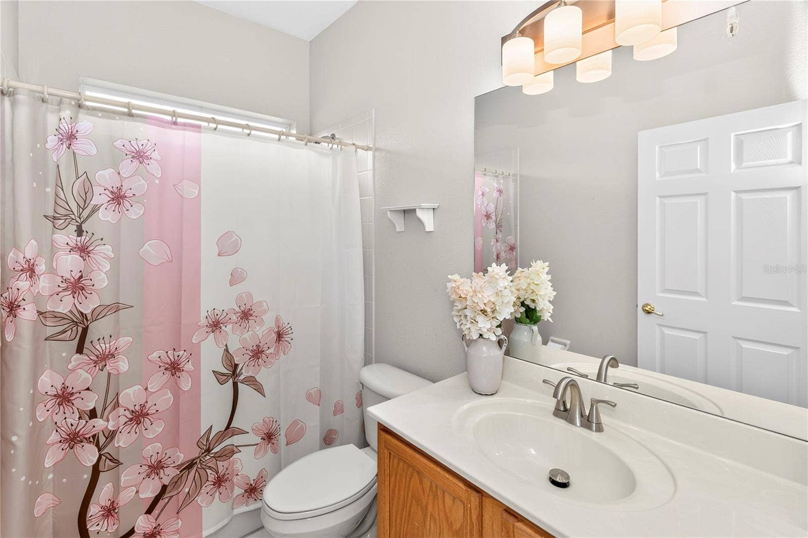 330 LAKE AMBERLEIGH DRIVE, Winter Garden, FL 34787 330 LAKE AMBERLEIGH DRIVE, Winter Garden, FL 34787