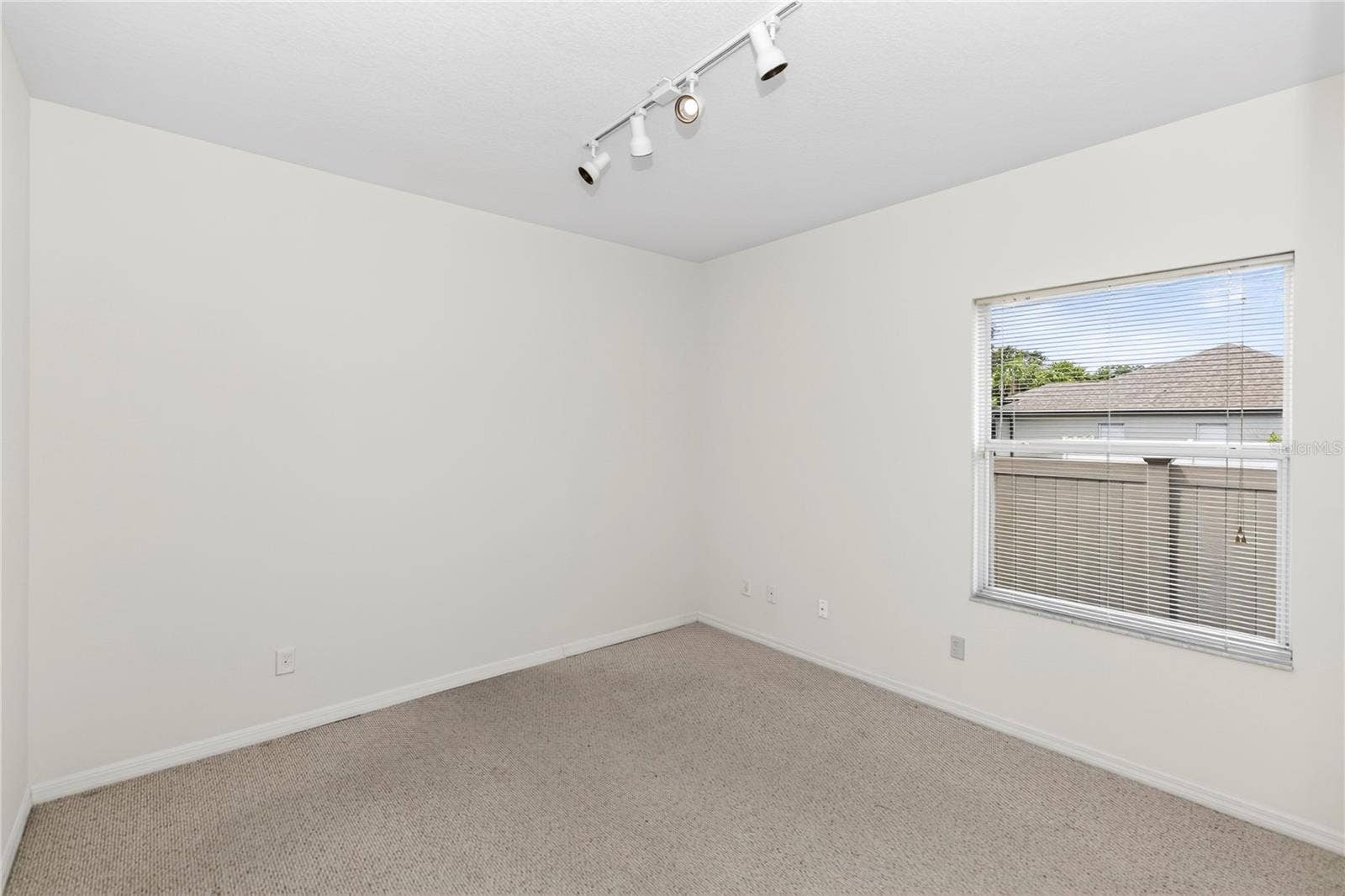330 LAKE AMBERLEIGH DRIVE, Winter Garden, FL 34787 330 LAKE AMBERLEIGH DRIVE, Winter Garden, FL 34787