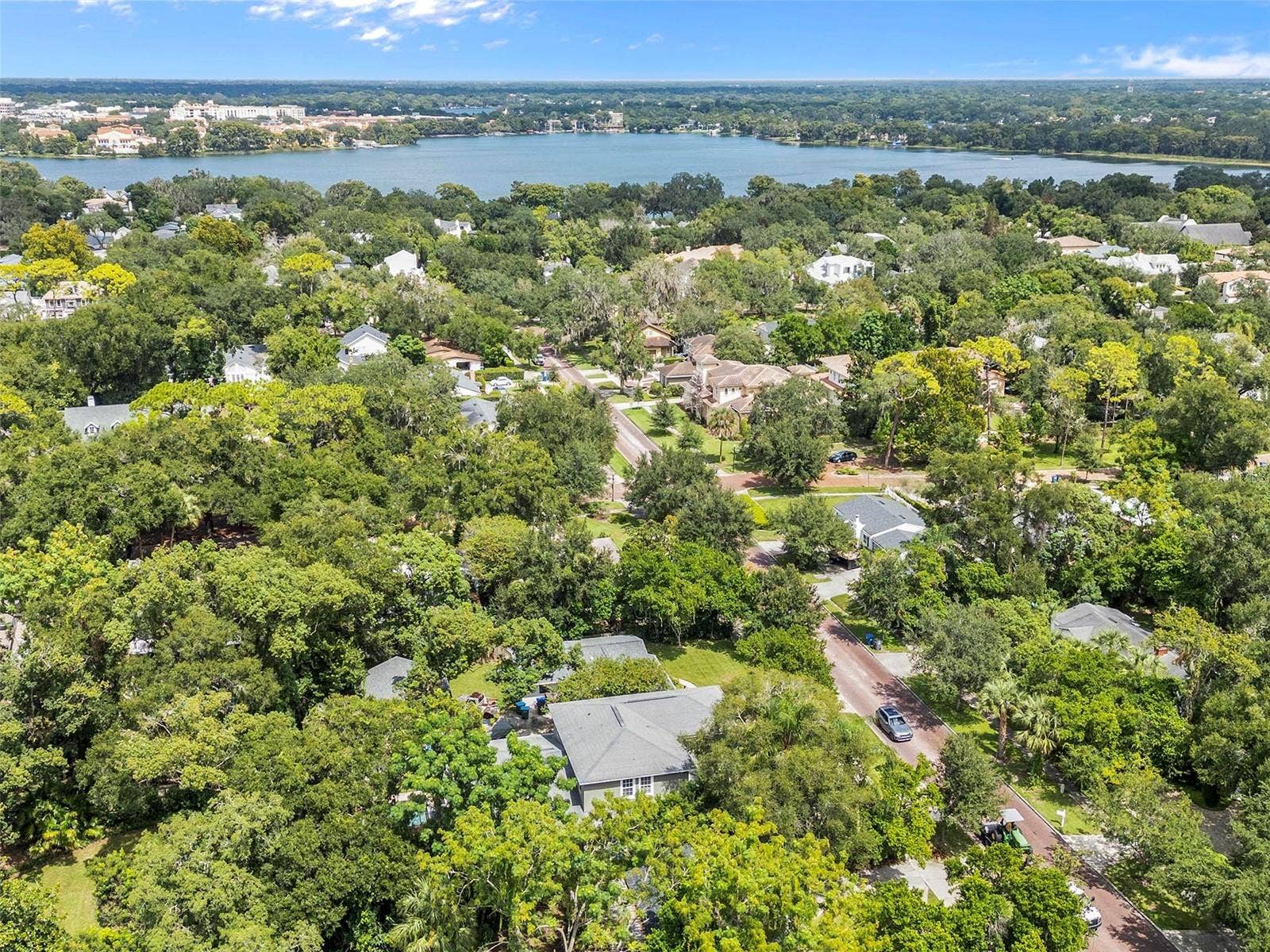 1951 WINTER PARK ROAD, Winter Park, FL 32789 Lake Virginia is just a 10-minute walk to the north. Go a little further to reach the shoreline of Rollins College, one of the nations most beautiful college campuses.