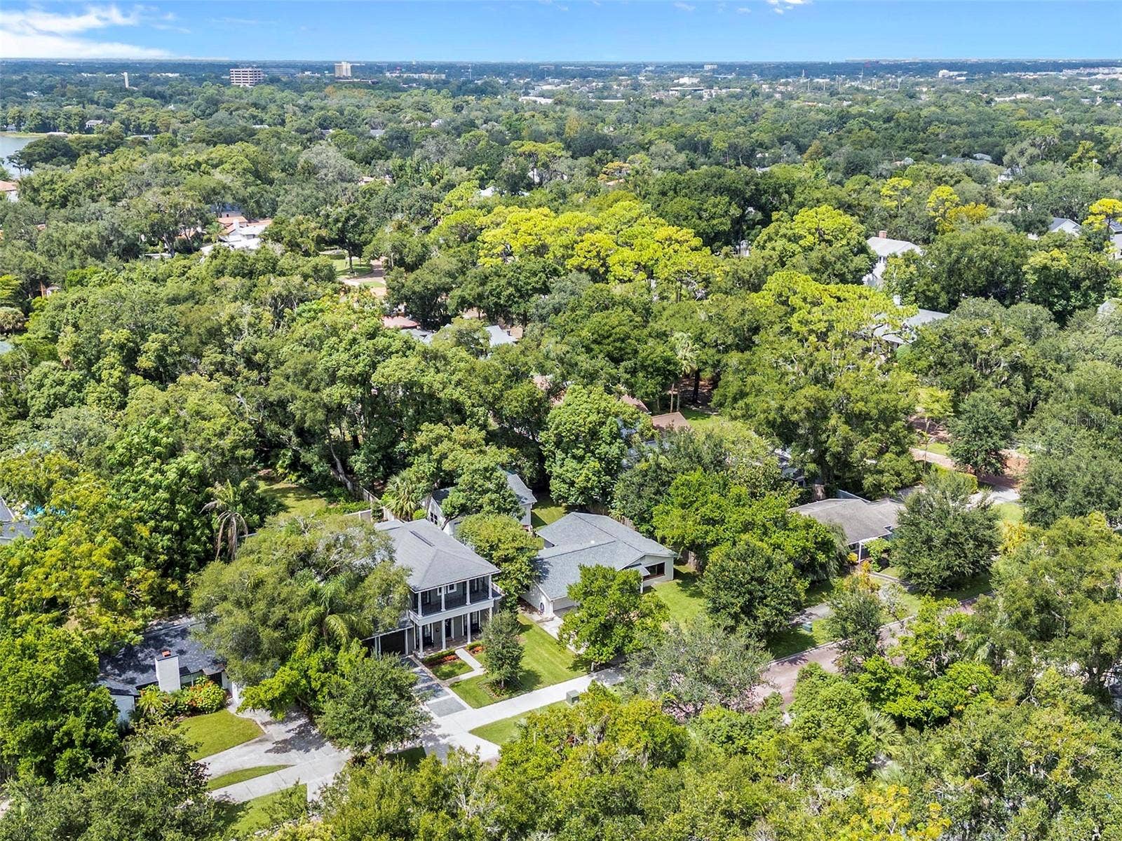 1951 WINTER PARK ROAD, Winter Park, FL 32789 Winter Park's un-matched parks, restaurants, and shopping are at your doorstep. Also, this home is conveniently located just about a mile north of highly-rated Audubon Park K-8 and a mile or so south of Winter Park High's 9th grade center.
